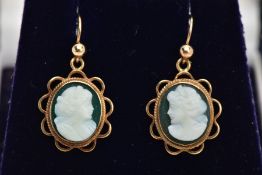 A PAIR OF 9CT GOLD CAMEO DROP EARRINGS, each set with a green and white oval cameo depicting a