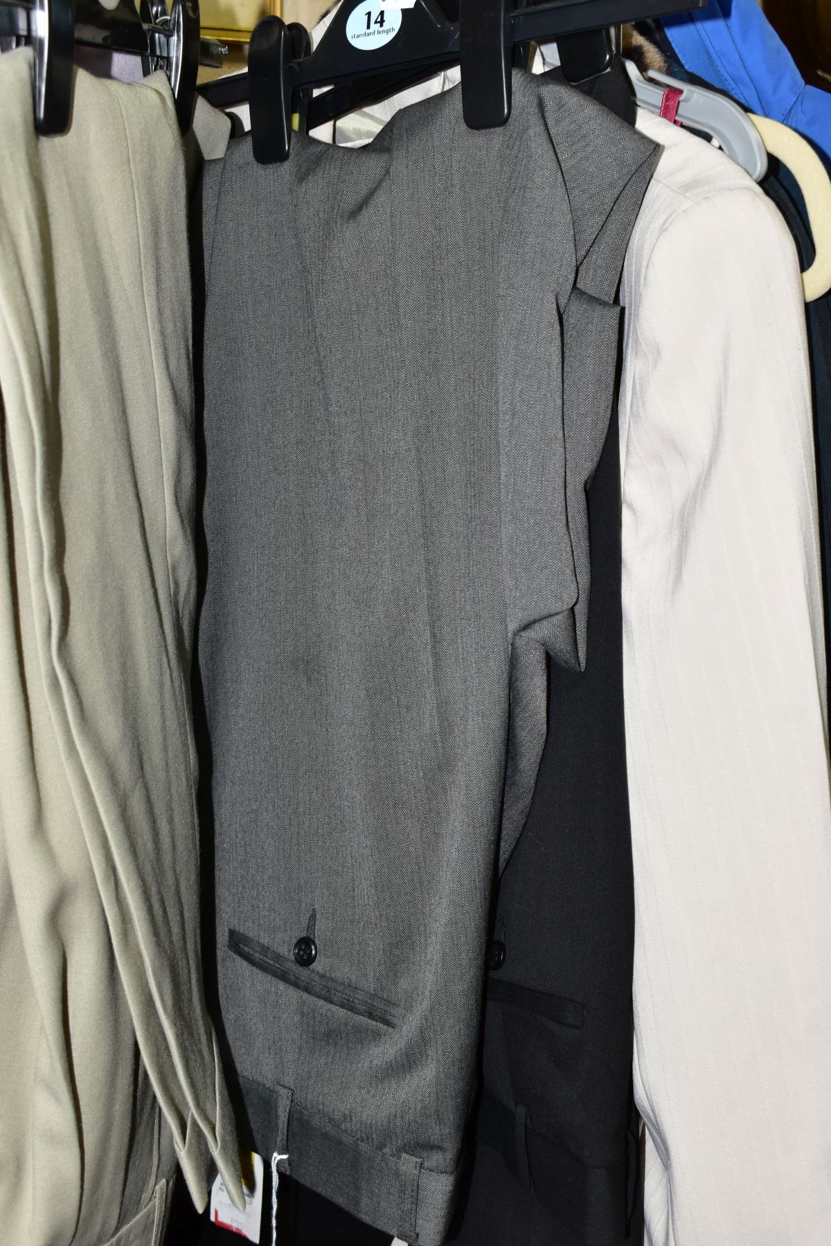LADIES AND GENTS CLOTHING TO INCLUDE SHIRTS, TROUSERS AND COATS ETC, comprising four Polo by Ralph - Image 6 of 10