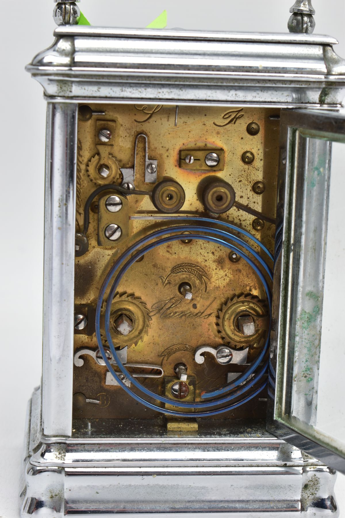 A FRENCH CARRIAGE CLOCK, featuring a white dial signed 'J.Bennett, Paris', Roman numerals, smaller - Image 6 of 8