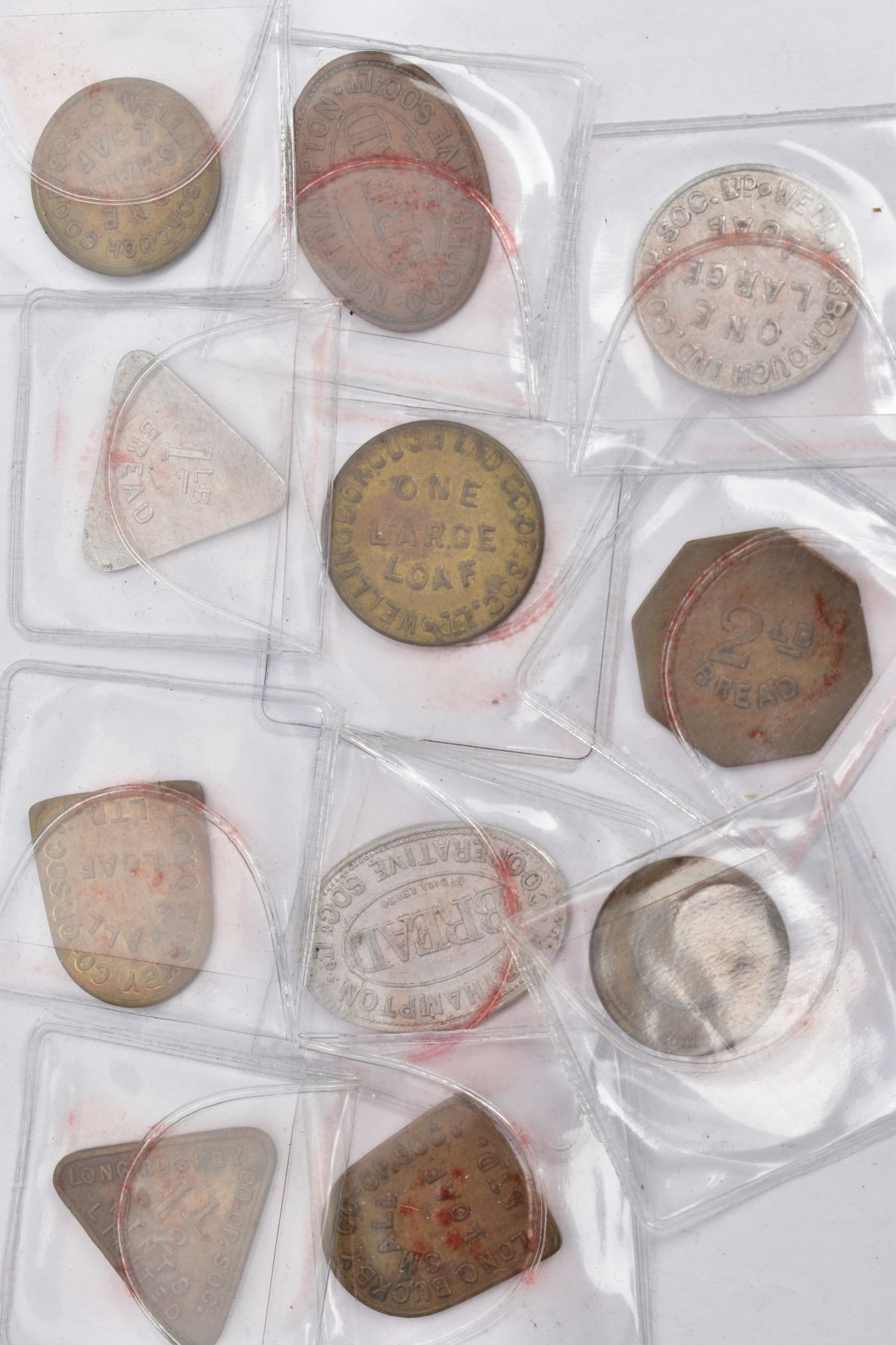 A SELECTION OF FOOD TOKENS, eleven food tokens stored in individual plastic wallets, ten tokens - Image 4 of 4