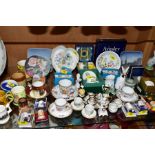 A COLLECTION OF MINIATURE CERAMICS, BOXED CERAMIC THIMBLES, ETC, to include two Royal Copenhagen