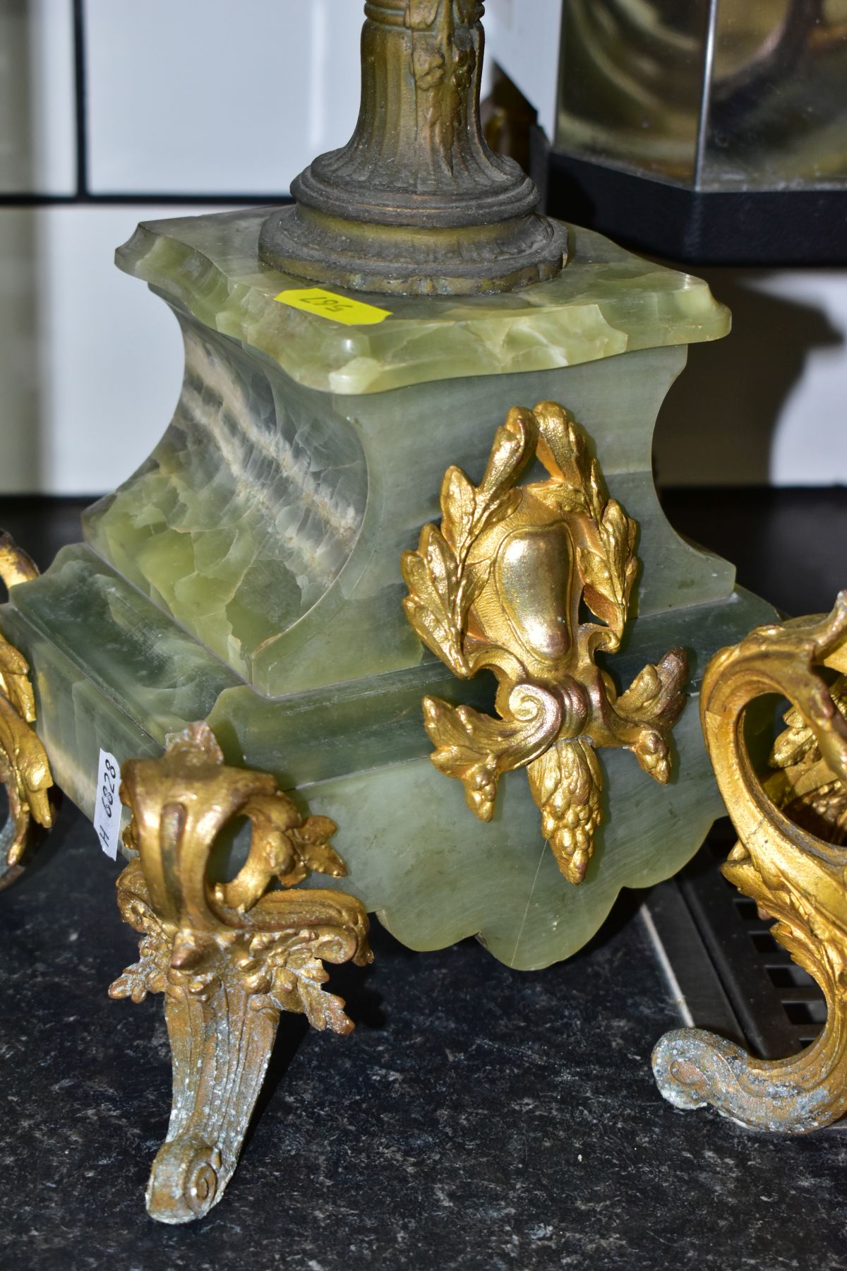 A LATE 19TH CENTURY GREEN ONYX, BRONZED SPELTER AND GILT METAL CLOCK GARNITURE, the clock with - Image 7 of 20