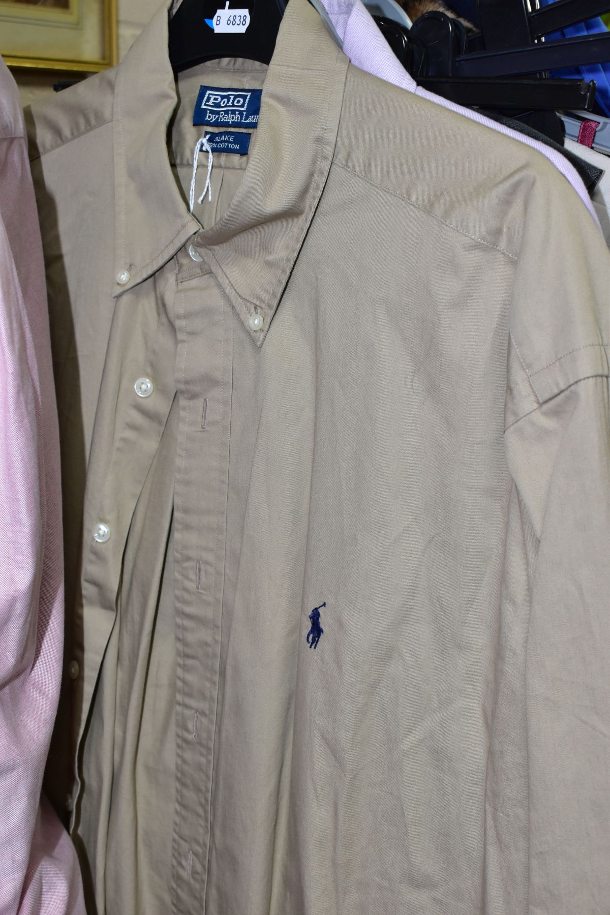 LADIES AND GENTS CLOTHING TO INCLUDE SHIRTS, TROUSERS AND COATS ETC, comprising four Polo by Ralph - Image 4 of 10