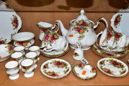 A COLLECTION OF ROYAL ALBERT OLD COUNTRY ROSES TEAWARES AND GIFTWARES, comprising a tea pot,