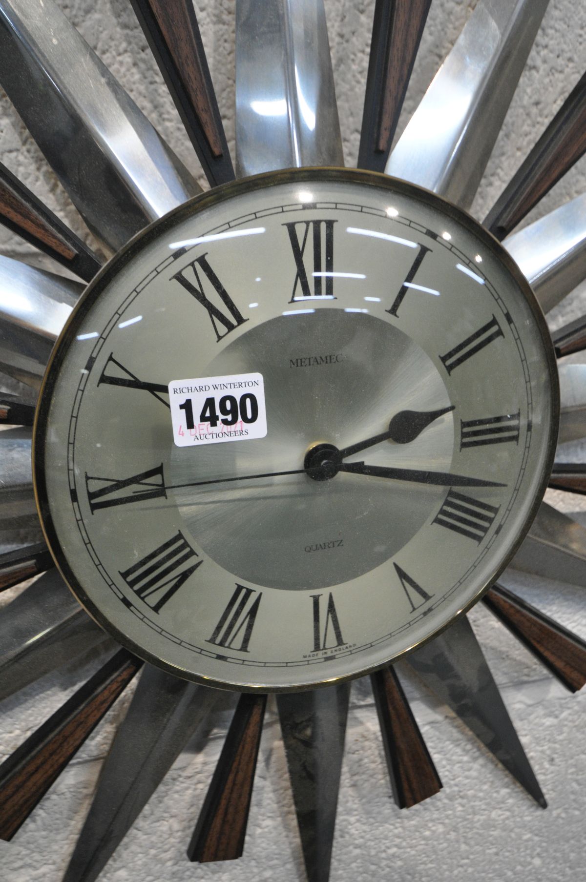 A METAMEC SUNBURST CLOCK, diameter 60cm (condition:-some metal ends damaged, battery bleed so - Image 2 of 2