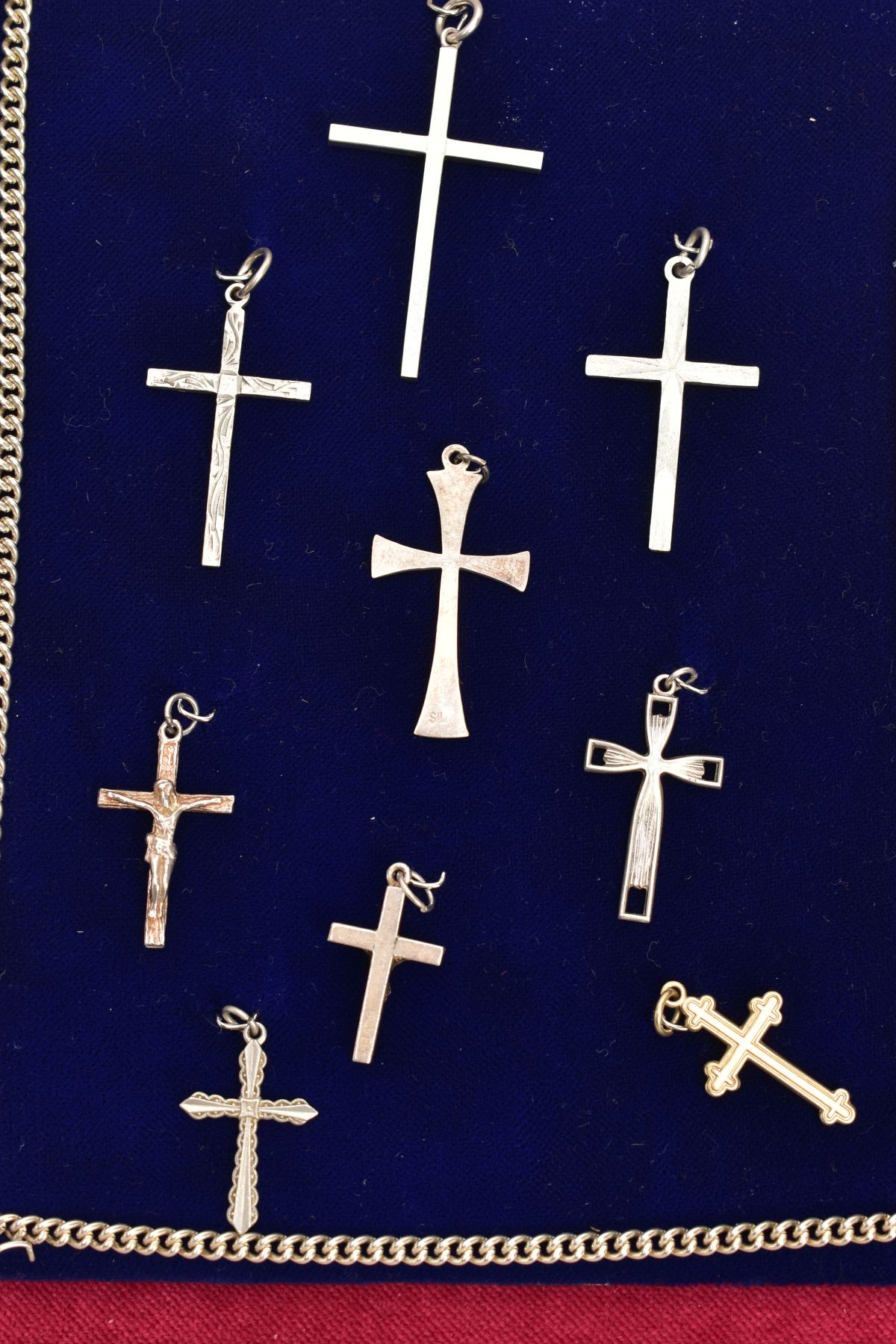 A SELECTION OF SILVER AND WHITE METAL PENDANTS, CHAINS AND RING, to include nine cross pendants of - Image 2 of 3