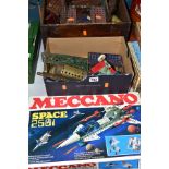 A BOXED MECCANO SPACE 2501 SET, No.09531, contents not checked but complete with both astronaut