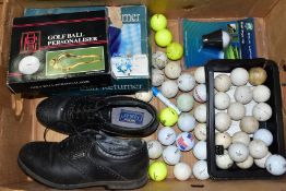 A BOX OF GOLF ACCESSORIES TO INCLUDE A GARY PLAYER PUTT RETURNER, corrosion to one of the terminals,