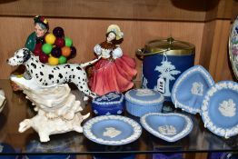 A SMALL GROUP OF ORNAMENTS ETC, to include Wedgwood jasperware biscuit barrel (white marks to