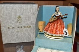 A BOXED ROYAL WORCESTER LIMITED EDITION FIGURE 'ELAINE' FROM THE VICTORIAN SERIES, no.143 of 750,