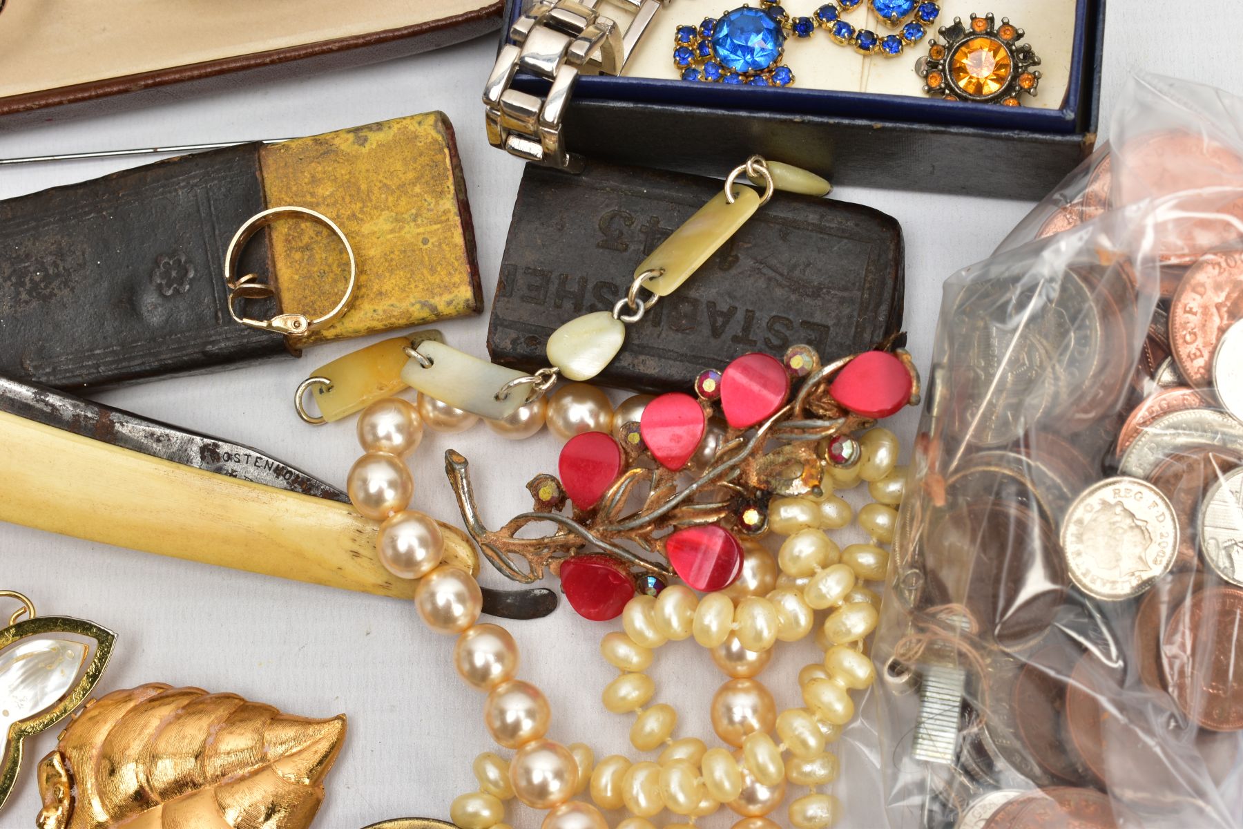 A BOX OF ASSORTED ITEMS, to include a lady's fashion quartz wristwatch, imitation pearl strands, - Image 7 of 7