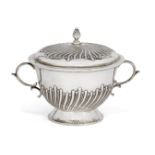 A Victorian silver porringer with lid, London, c.1899, Henry Stratford, of circular form with double