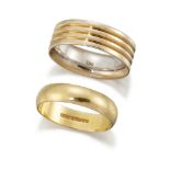 Two band rings, the first 18ct gold, London hallmarks, 1991, 4.3g, the second of reeded design, ring