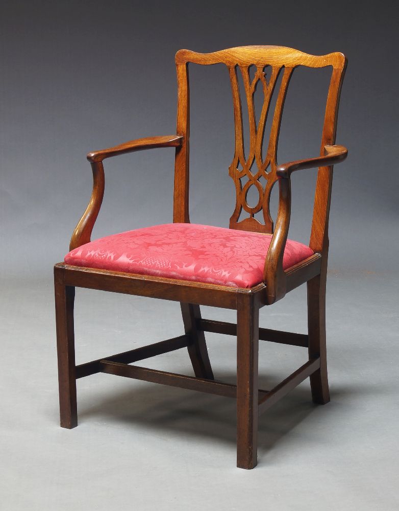 A mahogany side table in the Georgian taste, mid 20th Century, the rectangular top with acanthus - Image 2 of 2