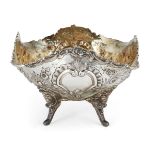 A Victorian silver fruit bowl with gilded interior, London, c.1899, Goldsmiths & Silversmiths Co.,