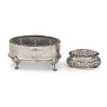 A silver and tortoiseshell trinket box, c.1910, marks rubbed, the tortoiseshell lid pique