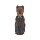 An agate scent bottle, probably German, late 19th century, modelled as a cat with gold collar, 9cm