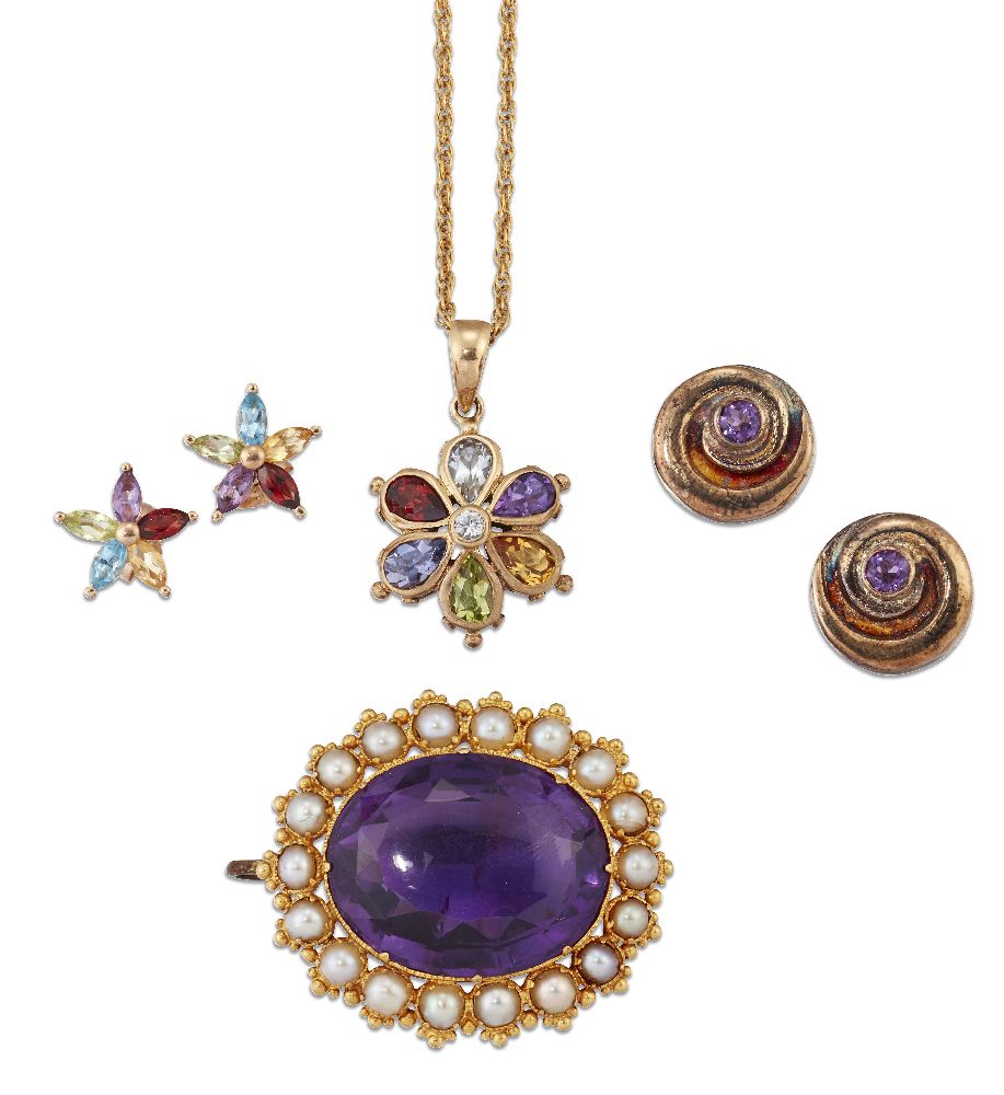 A group of jewellery, comprising: an Edwardian gold mounted oval amethyst pendant with half-pearl