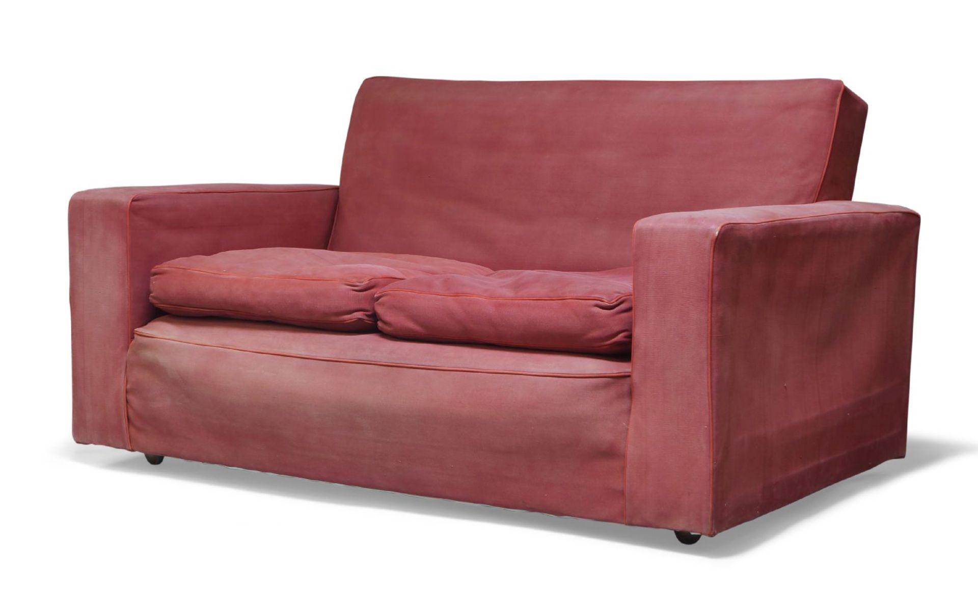An English Art Deco sofa suite, c.1930, Comprising a club style two seater sofa and two club - Bild 2 aus 2