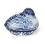 A Chinese porcelain kosometsuke blue and white 'quail' kōgō, late Ming dynasty, the cover moulded as