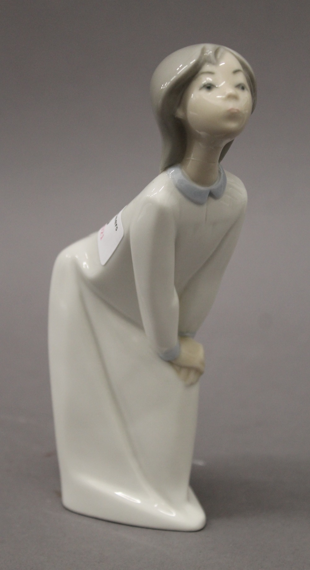 Four Lladro figurines. The largest 20 cm high. - Image 5 of 7