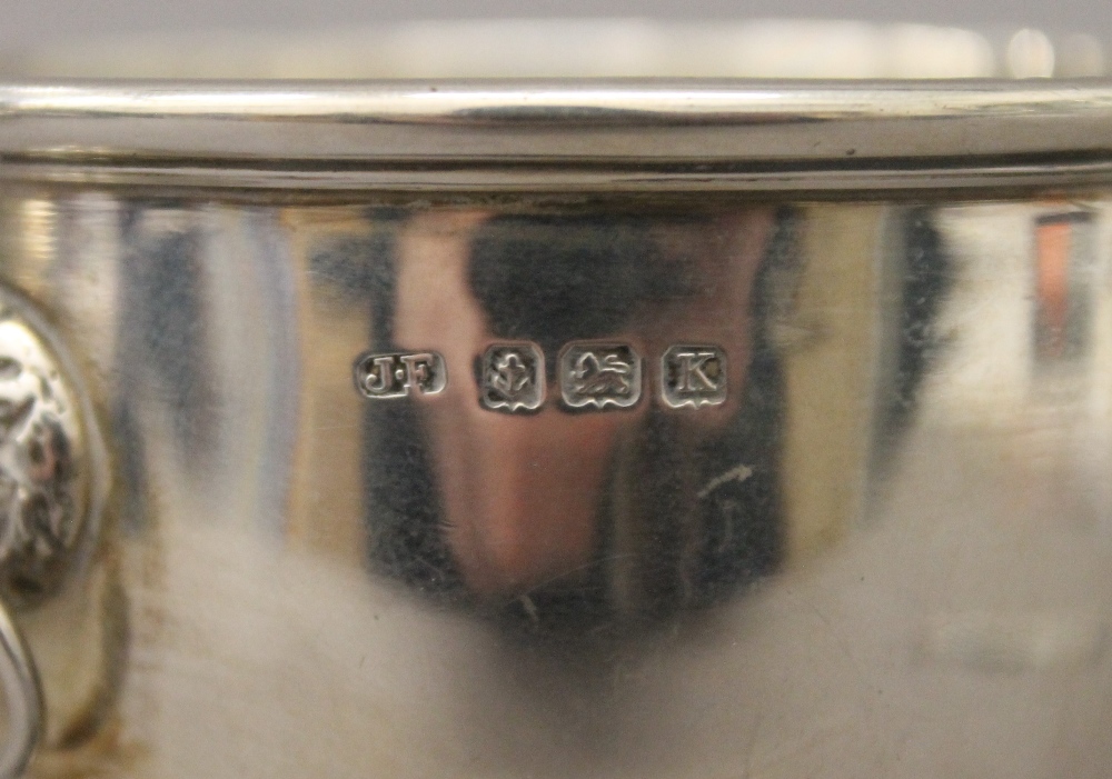 A miniature silver rose bowl on stand. 6.5 cm diameter. 64.2 grammes of silver. - Image 4 of 5