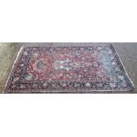 A fine quality Isfahan rug. 203 cm x 130 cm.