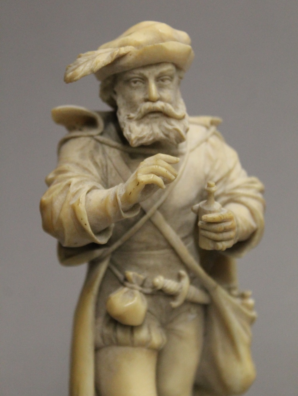 A 19th century carved ivory figure of a 17th century bearded gentleman. 18 cm high. - Image 3 of 4