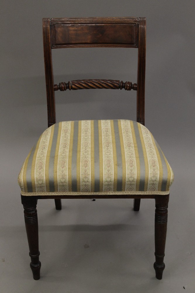 A set of four 19th century mahogany dining chairs. 48 cm wide. - Image 2 of 8