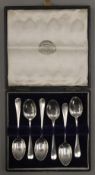 A cased set of silver teaspoons. 2.2 troy ounces.