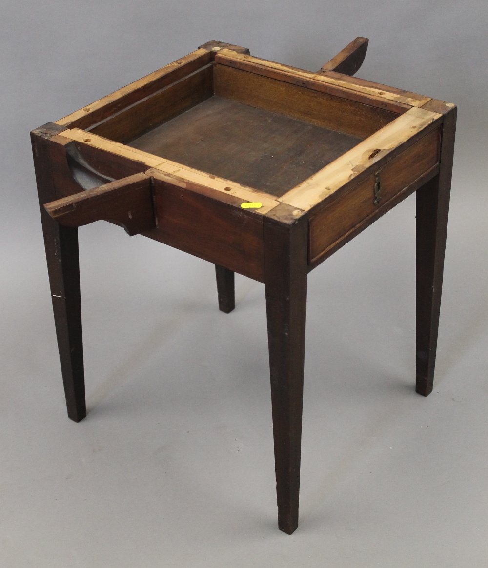 A small 19th century mahogany Pembroke table. 53.5 cm high. - Image 5 of 5