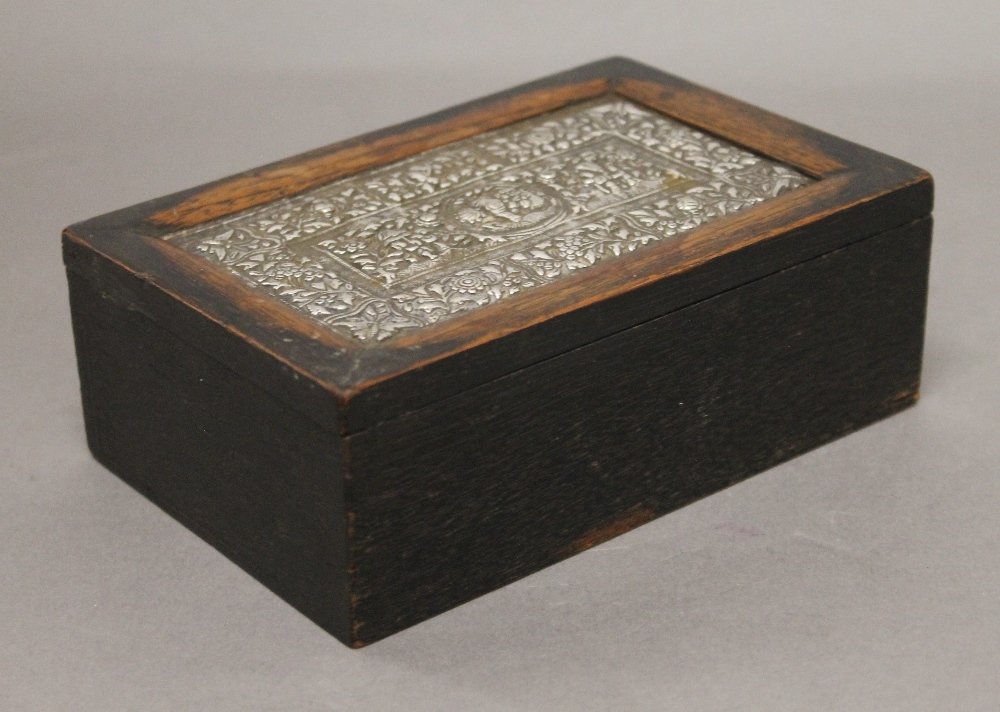 An Eastern wooden and silver box. 15.5 cm wide. - Image 3 of 4