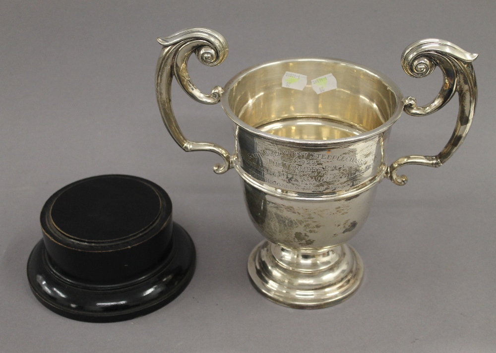An engraved silver trophy cup on stand. 33.5 cm high overall. 25.1 troy ounces. - Image 6 of 6