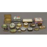 A collection of trinket boxes, etc.