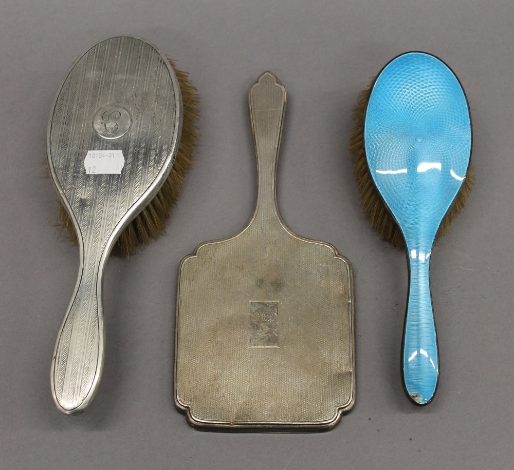 A quantity of silver backed dressing table brushes and mirrors. 52.8 troy ounces total weight. - Image 6 of 6