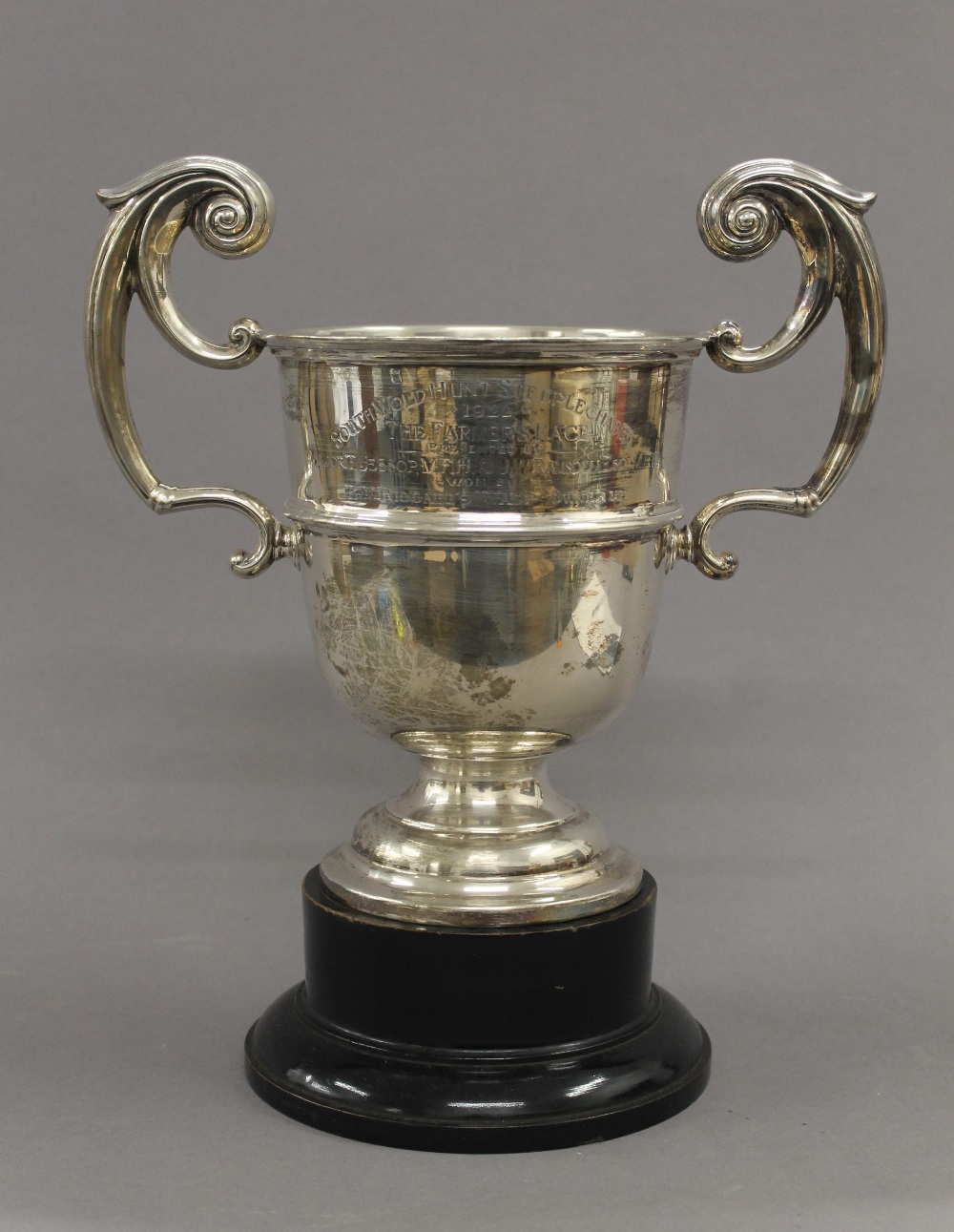 An engraved silver trophy cup on stand. 33.5 cm high overall. 25.1 troy ounces. - Image 2 of 6