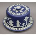 A quantity of various ceramics, including a Wedgwood cheese dome. 16 cm high.