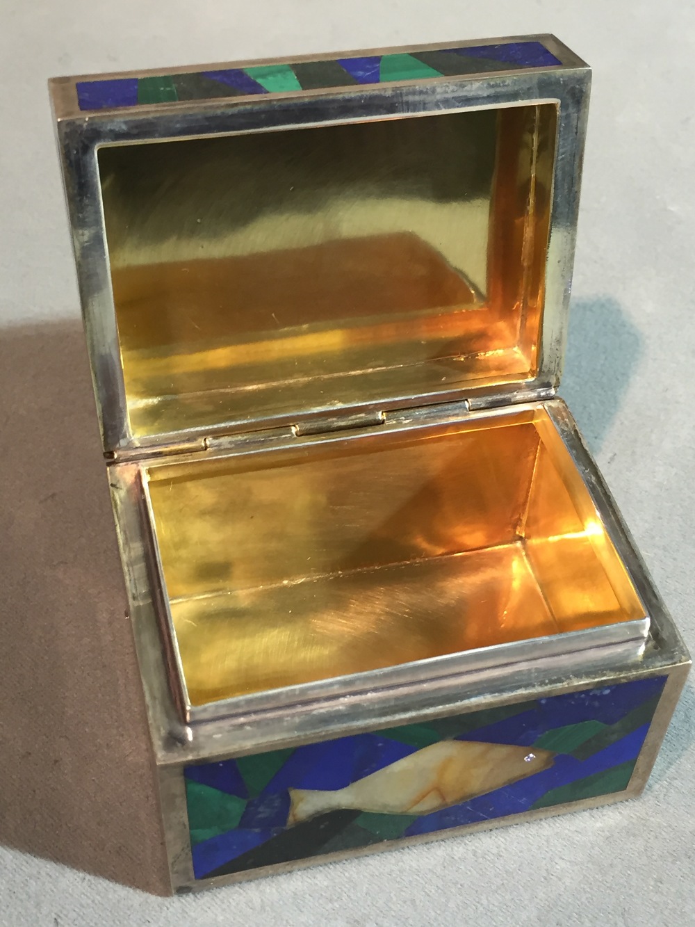 A Russian silver malachite, lapis and agate inset box, the hinged lid painted with a river scene, - Image 8 of 8