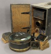 A Newton projector, a magnifier and a quantity of slides.