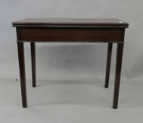 A 19th century mahogany tea table. 86 cm wide.