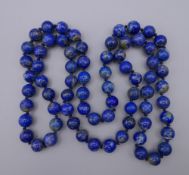 A string of lapis lazuli beads. 80 cm long.