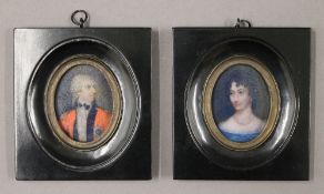 A pair of miniatures. 10 cm wide.