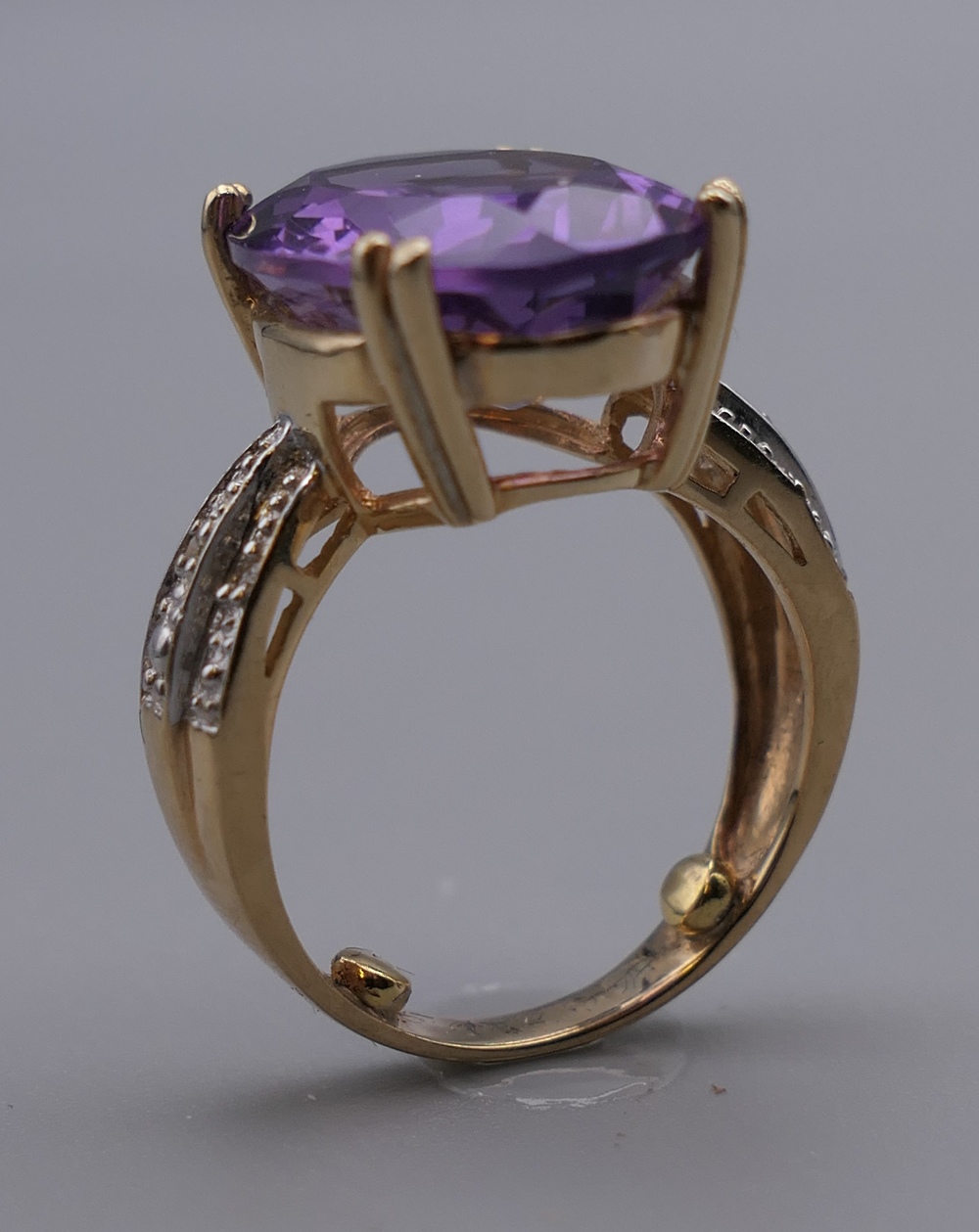 A 9 ct gold, amethyst and diamond ring. Ring size L/M. - Image 3 of 5