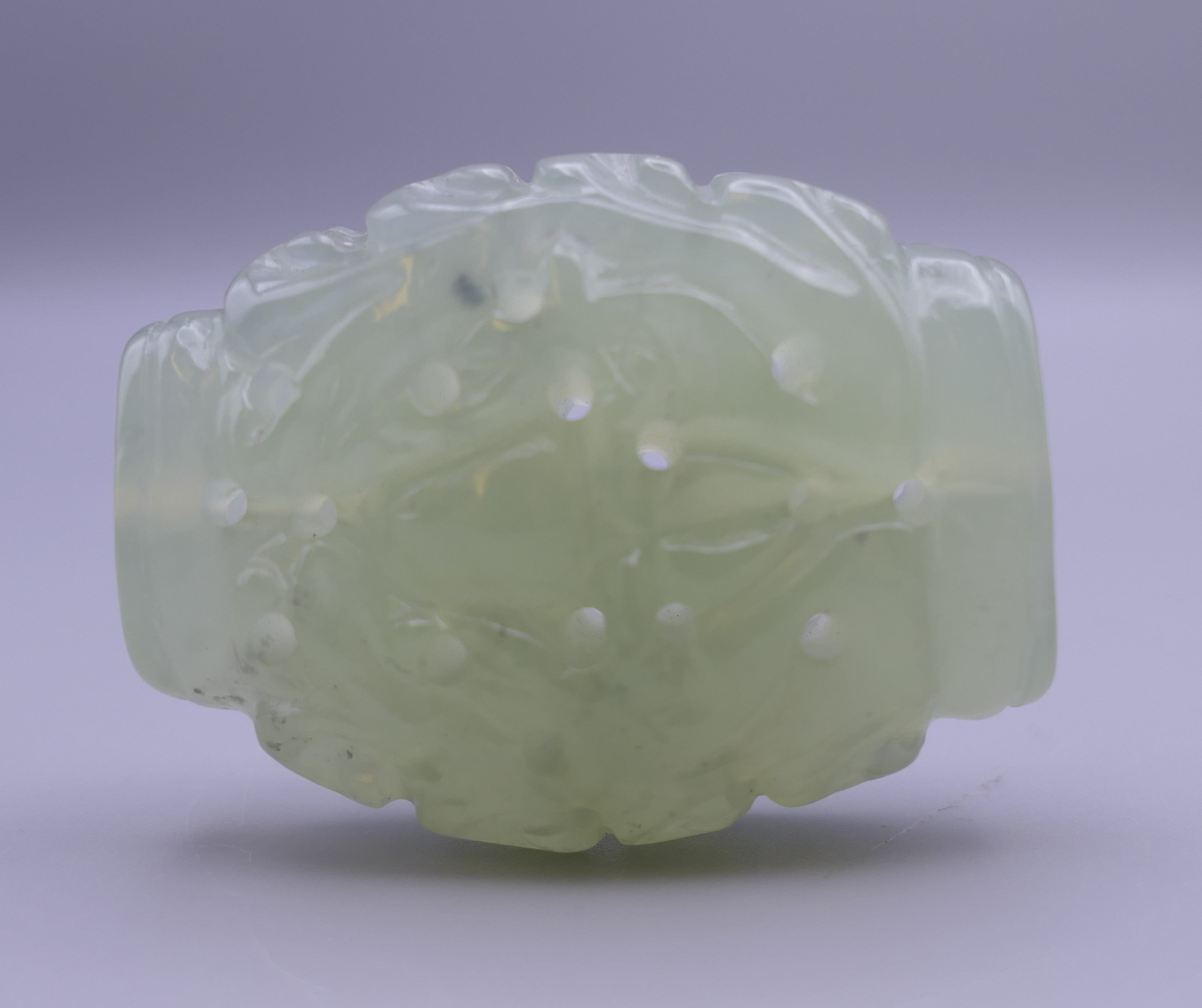 A small collection of various carved jade items, etc. The largest 4 cm high. - Image 4 of 8