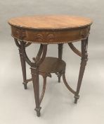 An Edwardian mahogany centre table. 50 cm diameter.