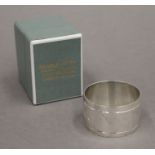 A silver napkin ring. 33.2 grammes.