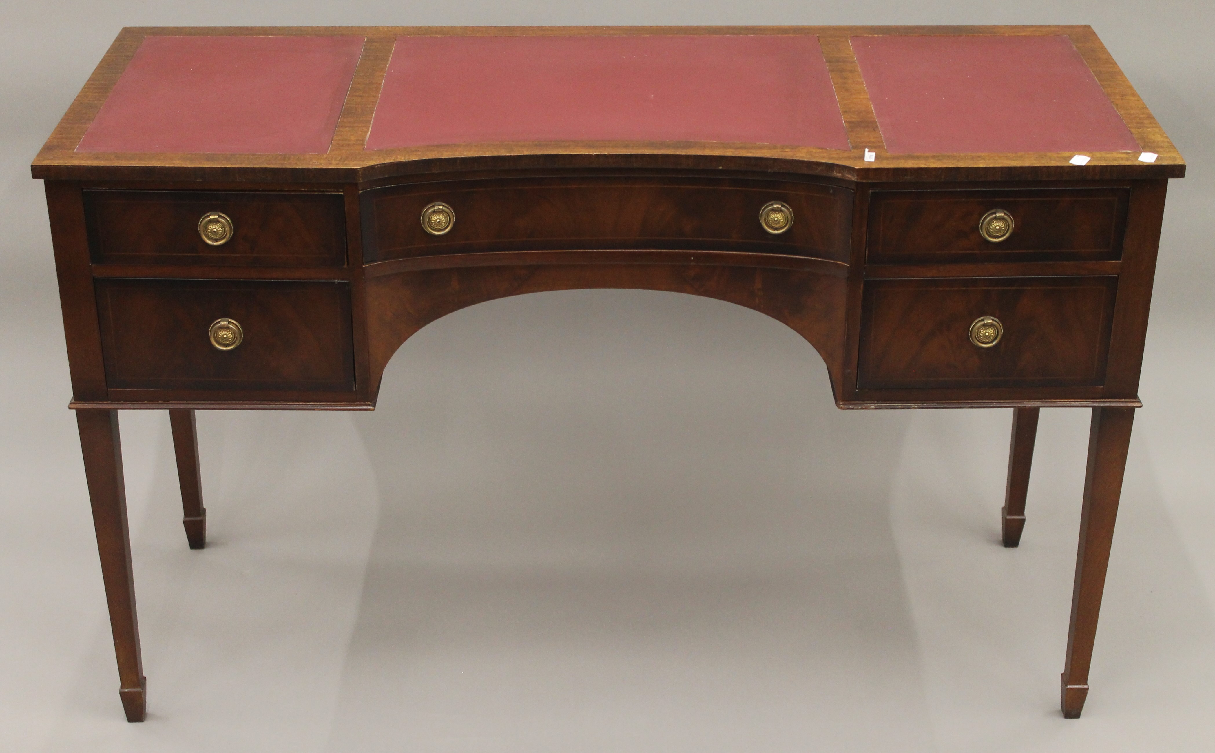 A reproduction mahogany desk and a corner chair. The former 122 cm wide. - Image 6 of 11