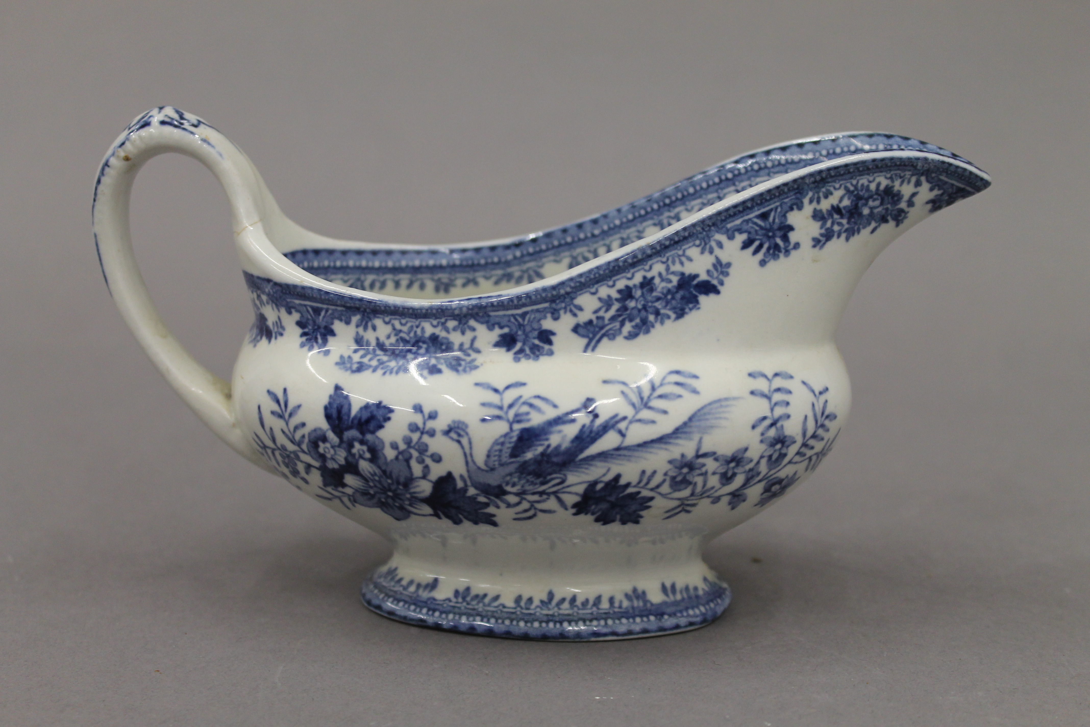 A Coalport Ming Rose porcelain tea set and various dinner wares. - Image 11 of 19