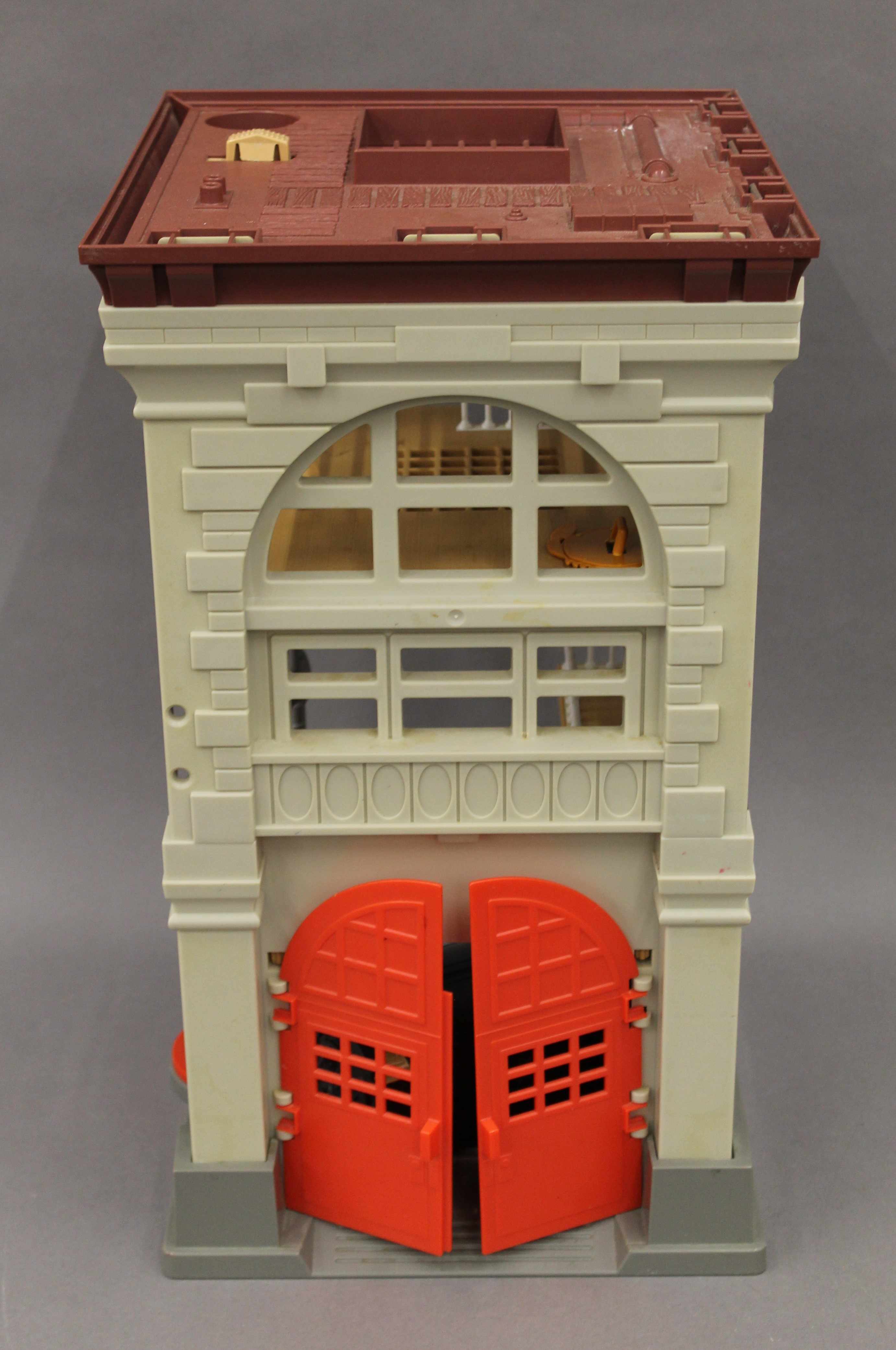 A Ghostbuster Fire Station and figures, and a box of Batman figures and toys, etc. - Image 2 of 3