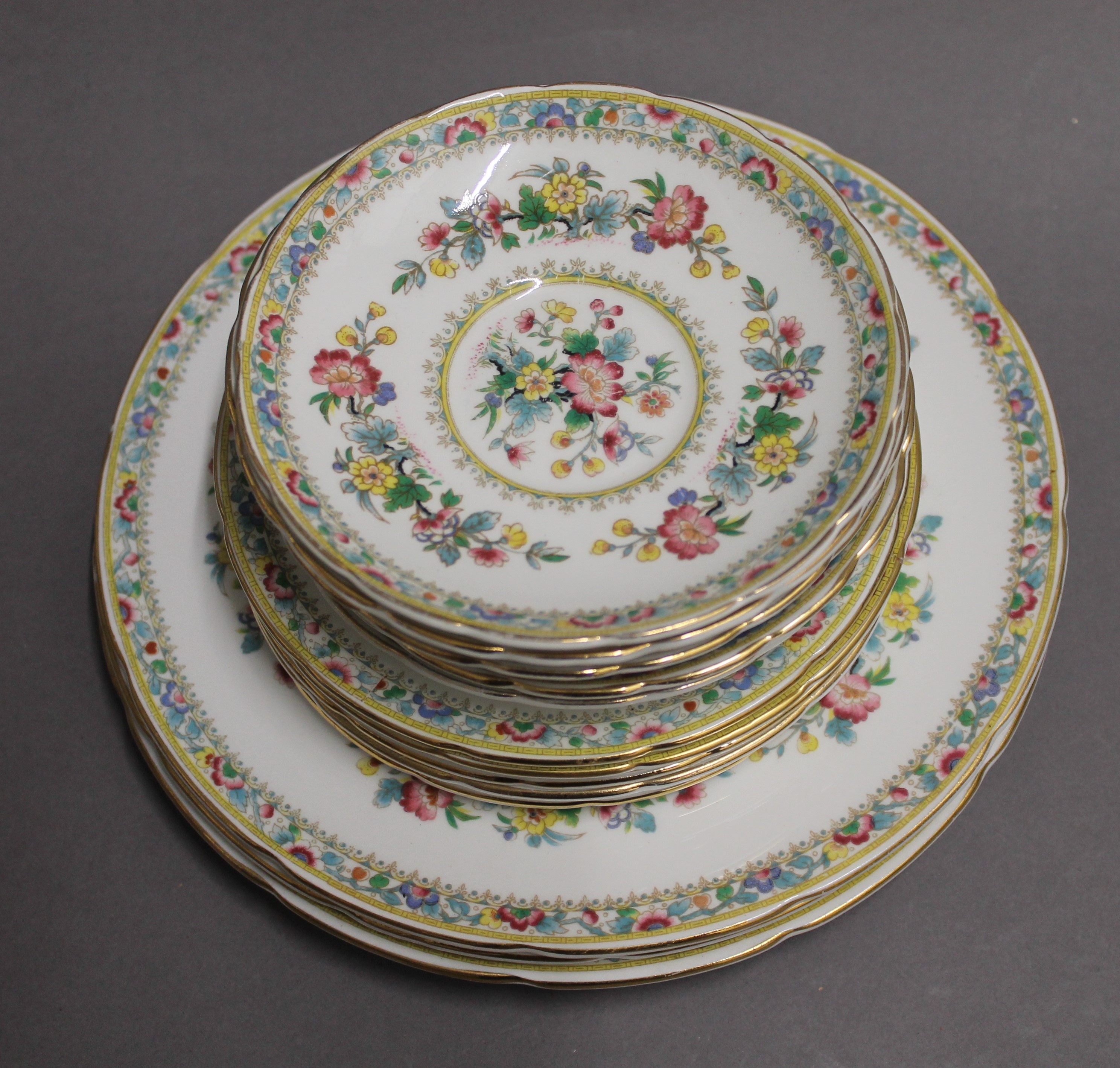 A Coalport Ming Rose porcelain tea set and various dinner wares. - Image 2 of 19